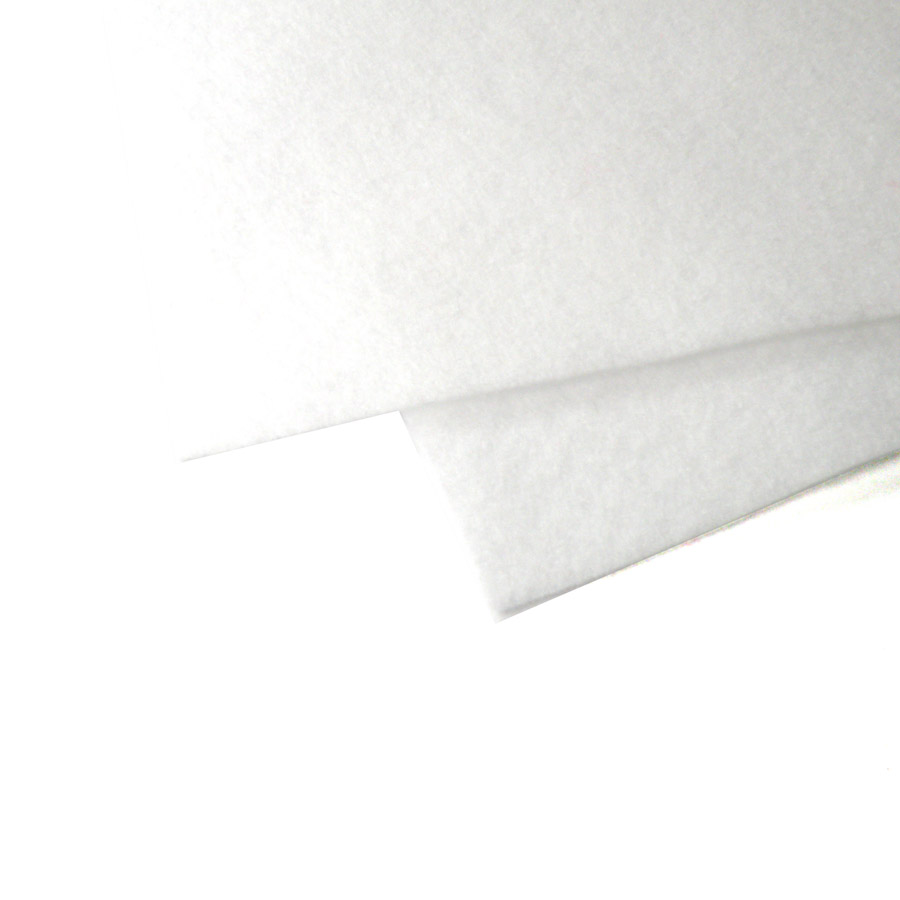 Filc w arkuszu biały