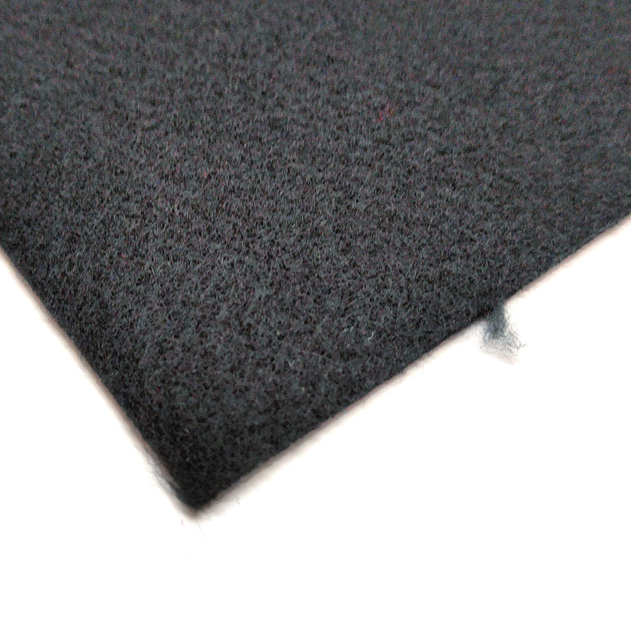 Filc w arkuszu czarny