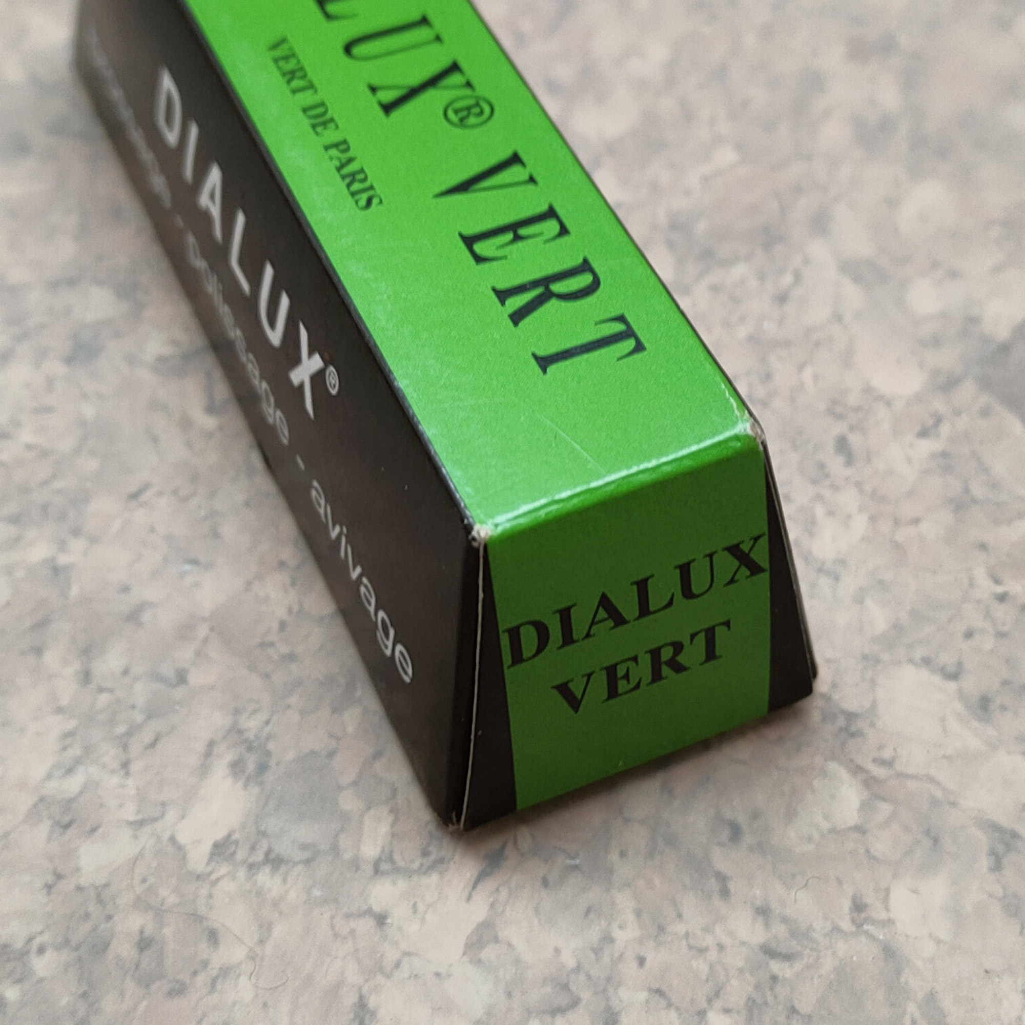 Profesjonalna pasta do polerowania Dialux (zielona