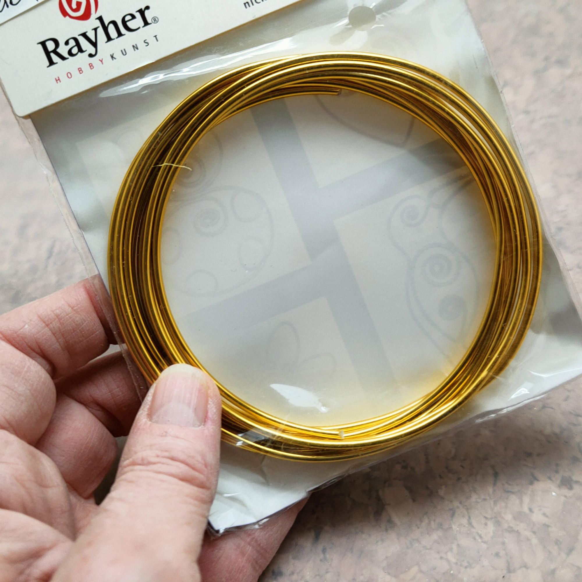 Drut aluminiowy 2mm w kolorze złotym