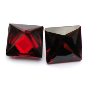 cyrkonia kwadratowa granat 8x8mm