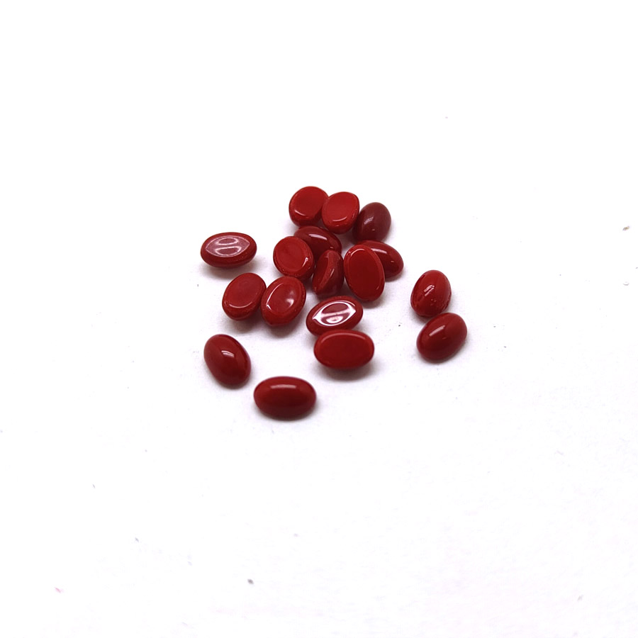 Szklany kaboszon czerwony 6x4mm