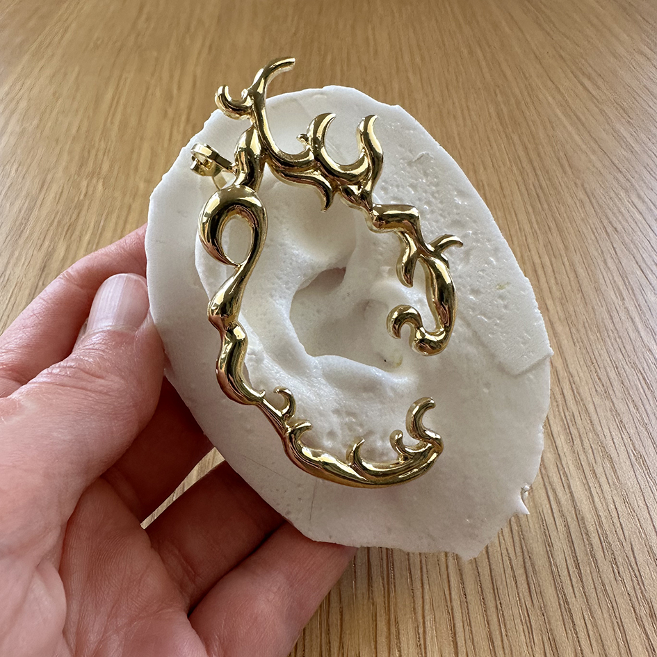 Wykonaj model ucha do projektu full ear cuffs