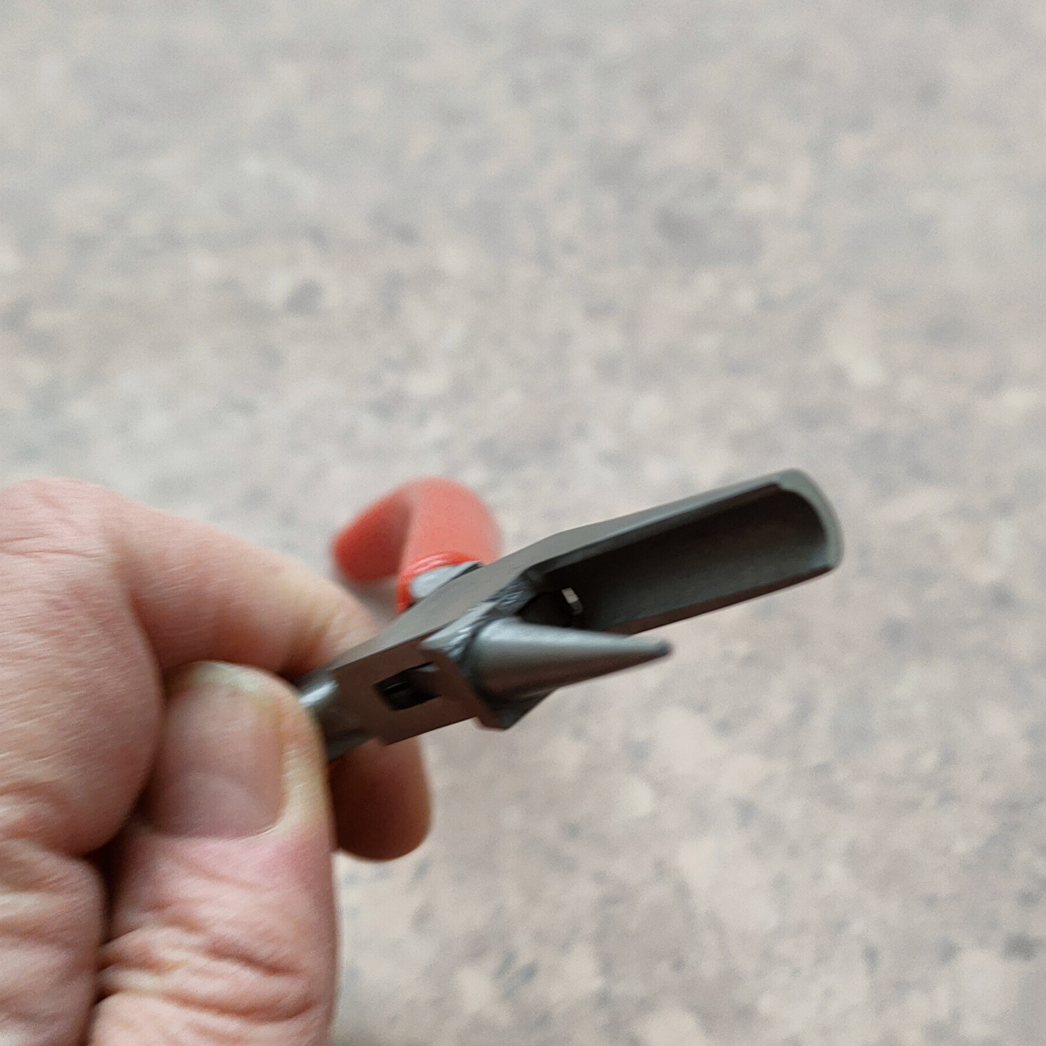 Szczypce okrągło-wklęsłe - obrazek 2