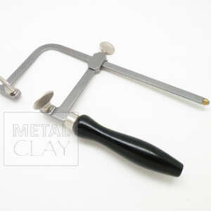 Ramka 60mm chrom z drewnianą raczką