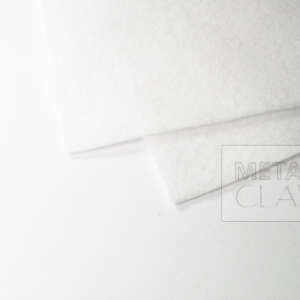 Filc w arkuszu biały